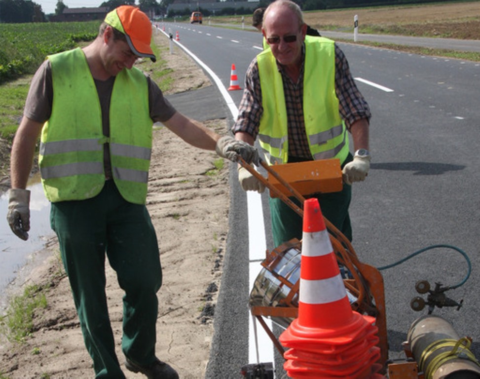 209 Kilometer Kreisstraßen wollen laufend gewartet und gepflegt werden.