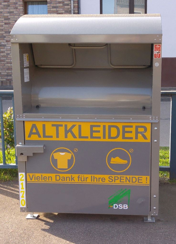 148 Stück dieser Altkleidercontainer hat die Stadt Düren jetzt an 121 Standorten im Stadtgebiet neu aufgestellt.