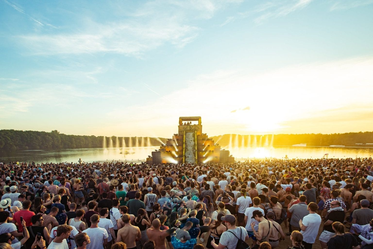 Das NIBIRII Festival kehrt an den Dürener Badesee zurück © Veranstalter