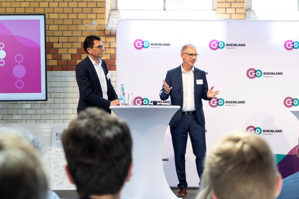 Hans-Peter Geulen und Dr. Norbert Reinkober zogen gemeinsam das Fazit des Tages. go.Rheinland 