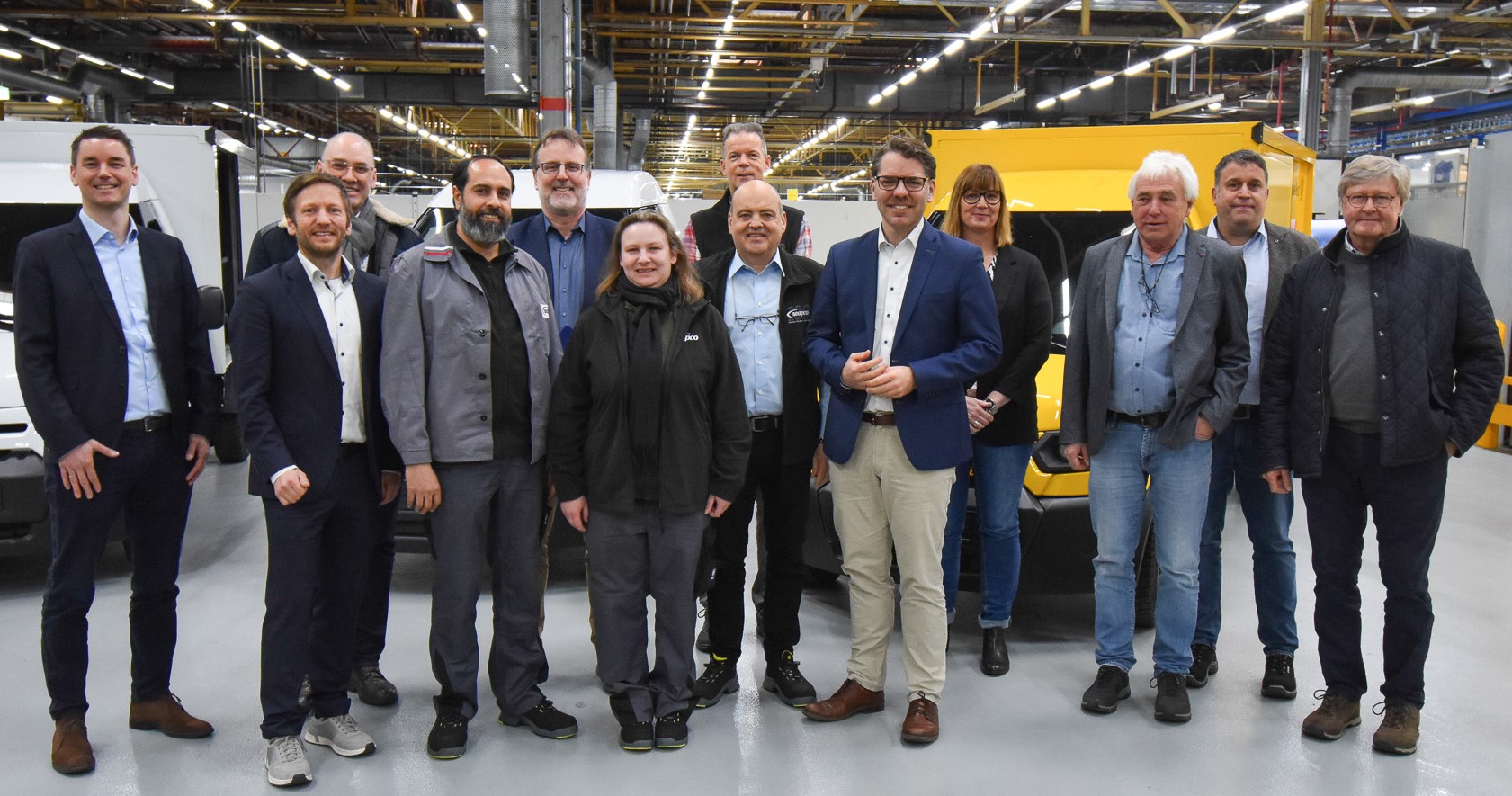 Foto: WIN.DN  ©WIN.DN_PK_Qualifizierungsmaßnahme_E-Site_01:  V.l.n.r.: Klaus Schierbaum (WIN.DN), Winfried Kranz-Pitre (WIN.DN), Barakat Alnaser (neapco), Kristina Kehr (neapco), Dr. Jürgen Liermann (neapco), Thomas Hissel (WIN. DN / Stadt Düren)