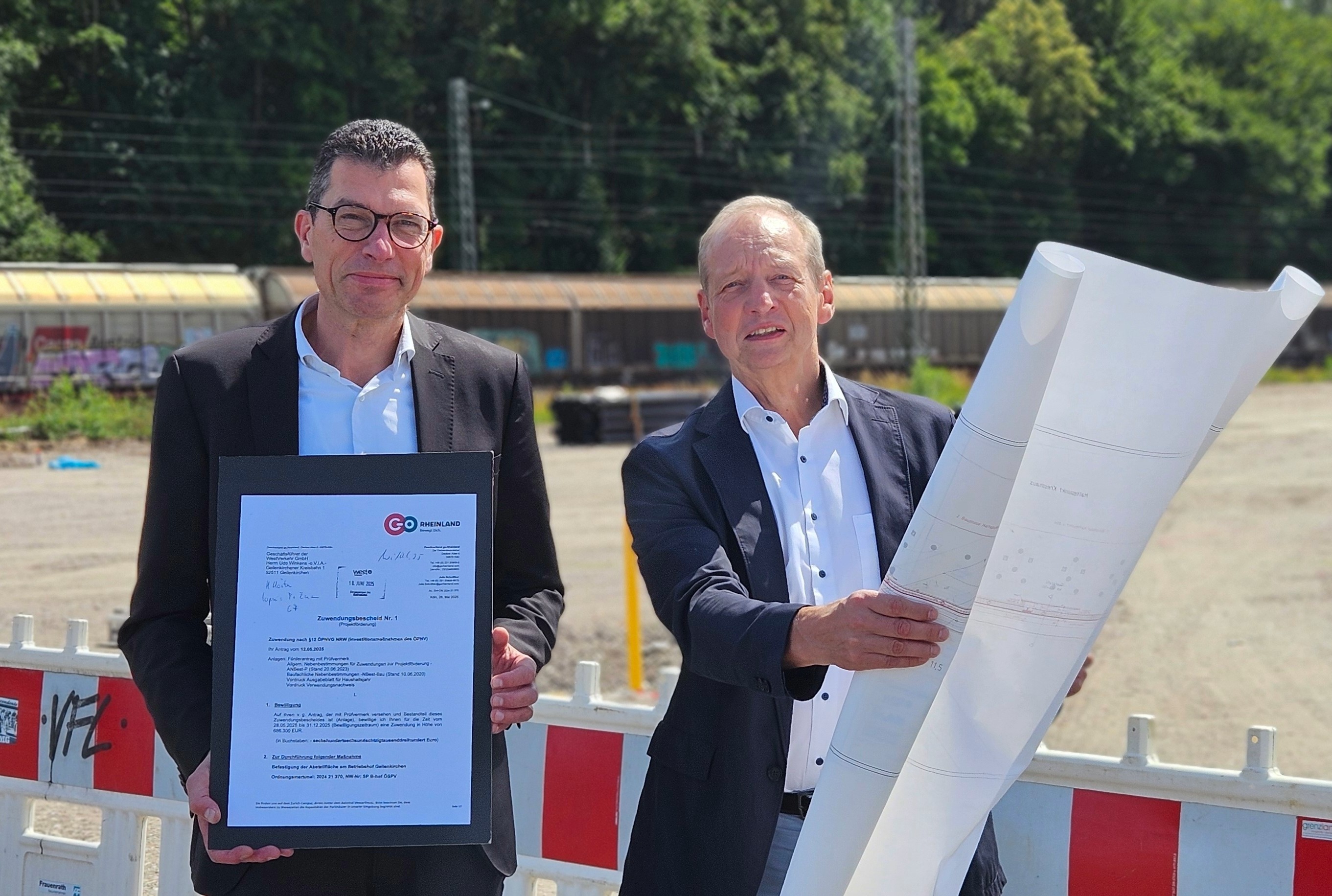 (links Hans-Peter Geulen, Geschäftsführer go.Rheinland und rechts Udo Winkens, Geschäftsführer WestVerkehr) - WestVerkehr GmbH