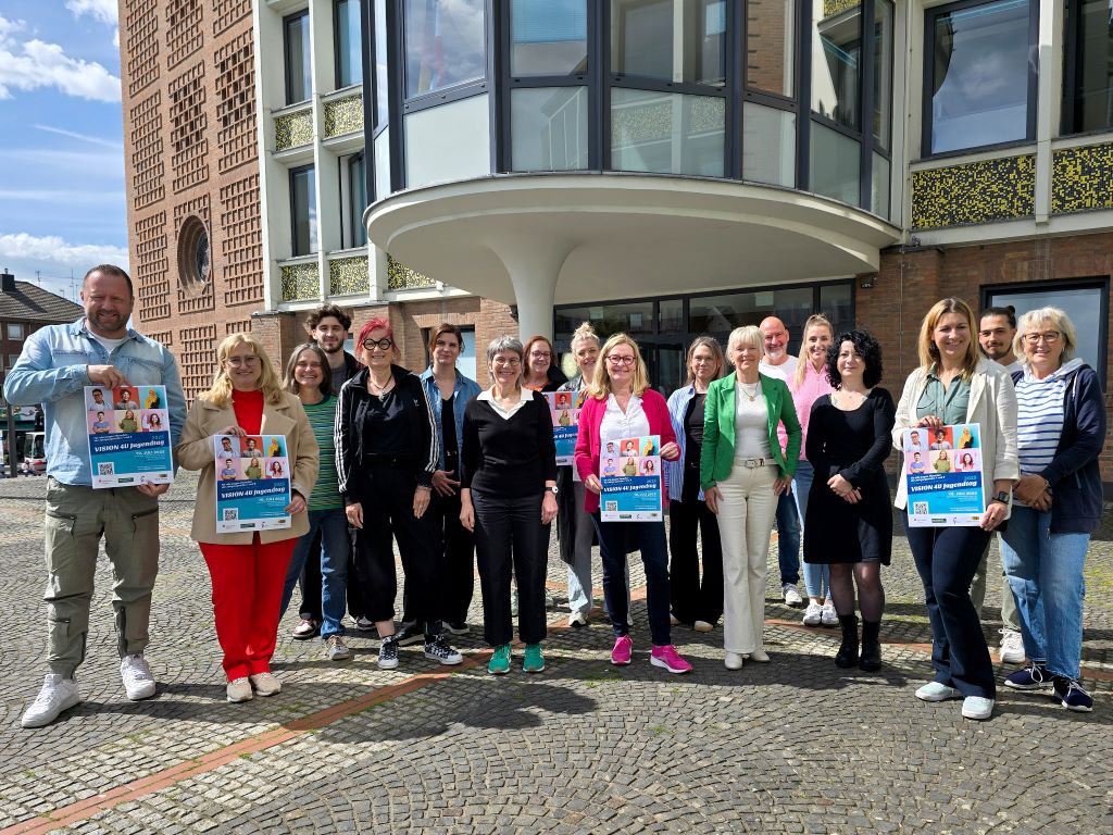 Zahlreiche Einrichtungen und Institutionen beteiligen sich am Jugendtag „VISION 4U“ am 10. Juli im Haus der Stadt und in der Stadtbücherei.